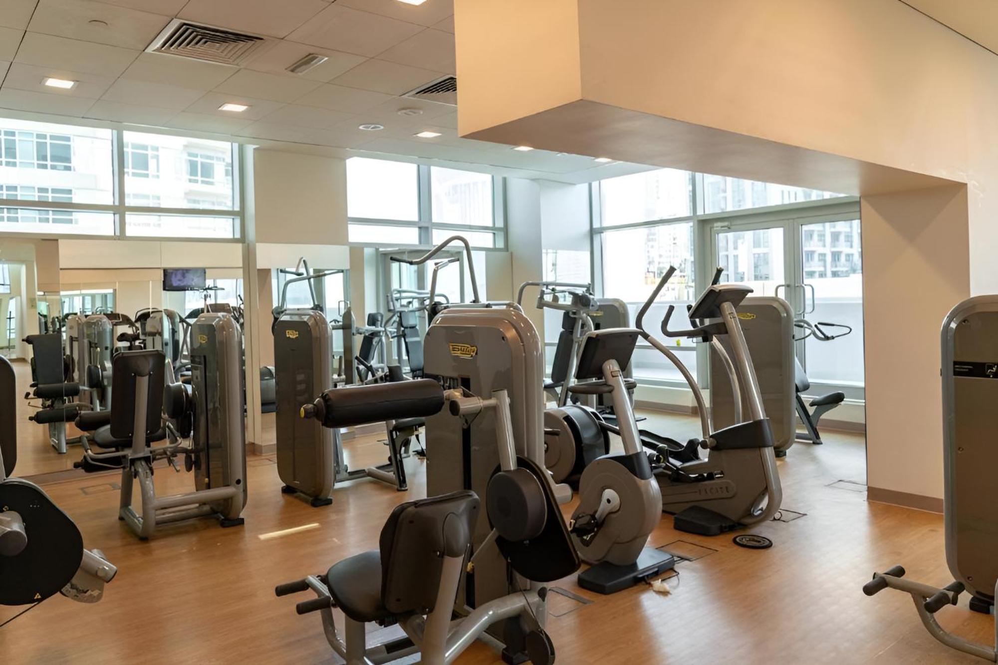 Vacay Lettings - Loft Downtown Дубай